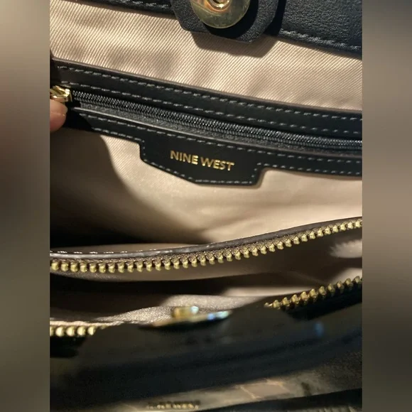 Nine West Brooklyn Jet Set Carryall Satchel NWOT - Picture 7 of 11